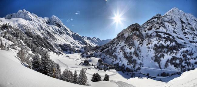 Torres De Vallibierna Benasque Zimmer foto