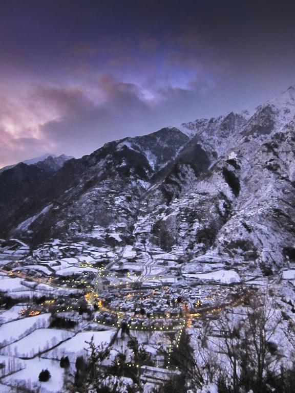 Torres De Vallibierna Benasque Zimmer foto